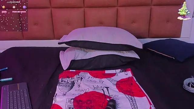 Snapshot of ELLA_KELLY chatting on 01-03-25, 03:12 ELLA KELLY online show from 01-03-25, 03:12