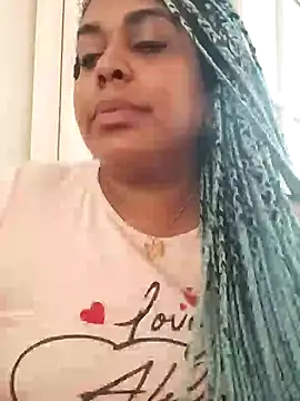 Snapshot of ELLA_KELLY chatting on 01-29-25, 12:02 ELLA KELLY online show from 01-29-25, 12:02