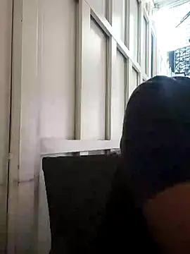 Snapshot of ELLA_KELLY chatting on 02-11-25, 12:05 ELLA KELLY online show from 02-11-25, 12:05