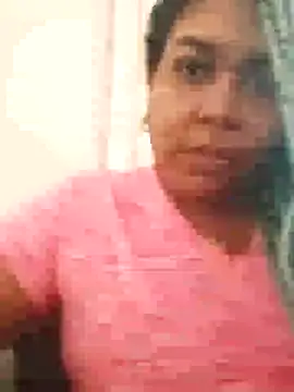 Snapshot of ELLA_KELLY chatting on 02-17-25, 11:44 ELLA KELLY online show from 02-17-25, 11:44