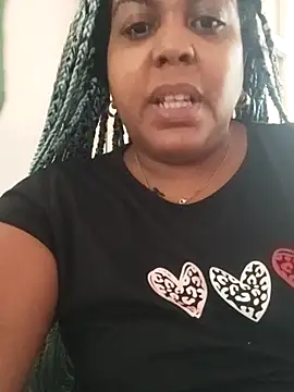 Snapshot of ELLA_KELLY chatting on 03-19-25, 11:50 ELLA KELLY online show from 03-19-25, 11:50