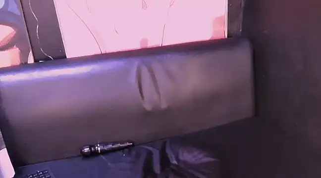 Snapshot of Ebonycutiex chatting on 02-13-25, 06:30 Ebonycutiex online show from 02-13-25, 06:30