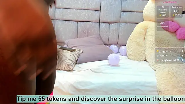 Snapshot of amina_west chatting on 11-02-25, 10:50 amina west online show from 11-02-25, 10:50