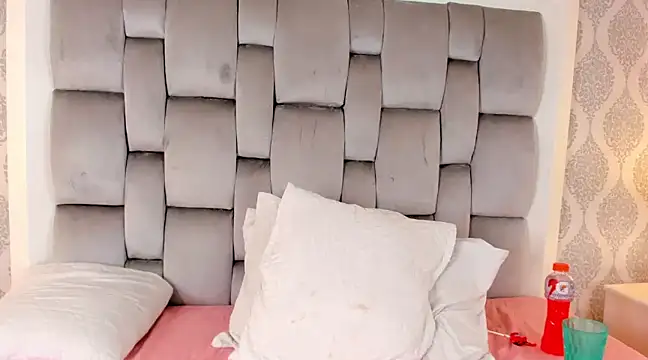 Sara  Williams online show from 02-03-25, 06:56