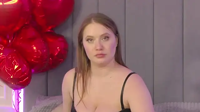 Snapshot of ChloeMarsch chatting on 02-19-25, 01:28 ChloeMarsch online show from 02-19-25, 01:28