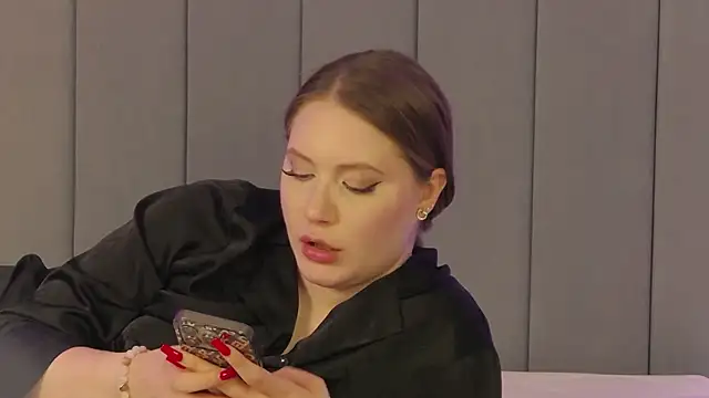 Snapshot of ChloeMarsch chatting on 02-24-25, 10:37 ChloeMarsch online show from 02-24-25, 10:37