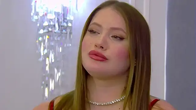 Snapshot of ChloeMarsch chatting on 03-20-25, 09:04 ChloeMarsch online show from 03-20-25, 09:04