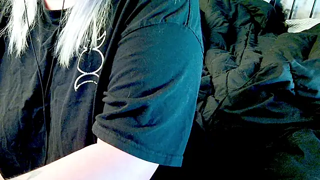 doomednympho online show from 10-26-25, 08:48