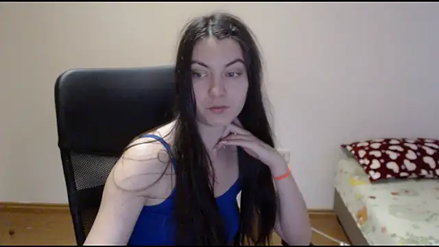 Snapshot of CuteJollie4U chatting on 01-01-25, 02:31 CuteJollie4U online show from 01-01-25, 02:31