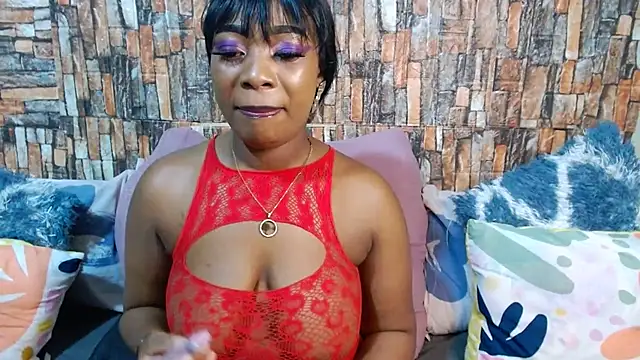 Snapshot of Foxy_African chatting on 05-18-26, 03:13 Foxy African online show from 05-18-26, 03:13