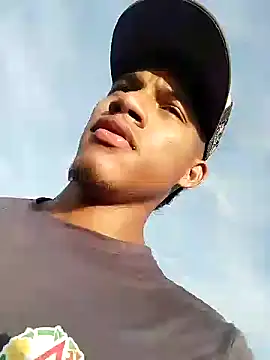 Snapshot of Gutierrez6383 chatting on 01-27-25, 09:55 Gutierrez6383 online show from 01-27-25, 09:55