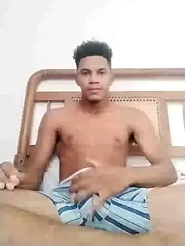 Snapshot of Gutierrez6383 chatting on 01-28-25, 07:00 Gutierrez6383 online show from 01-28-25, 07:00