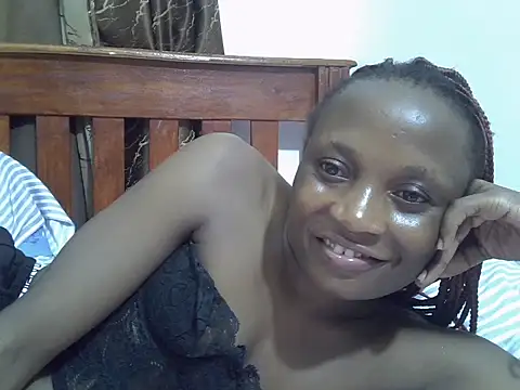 Snapshot of SpicyPetite chatting on 04-02-26, 09:12 SpicyPetite online show from 04-02-26, 09:12