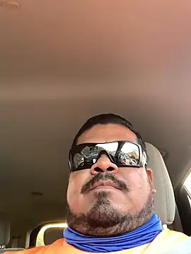 Snapshot of ThickD619 chatting on 09-30-25, 01:10 ThickD619 online show from 09-30-25, 01:10