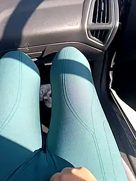 GatitaXD27 online show from 02-04-25, 01:38