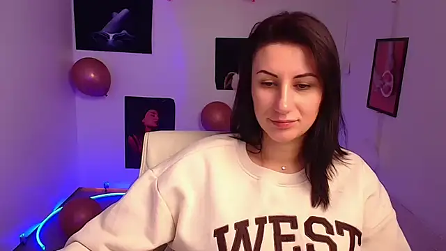 Loren Moa online show from 03-15-25, 04:10