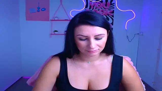 Loren Moa online show from 10-20-25, 11:54