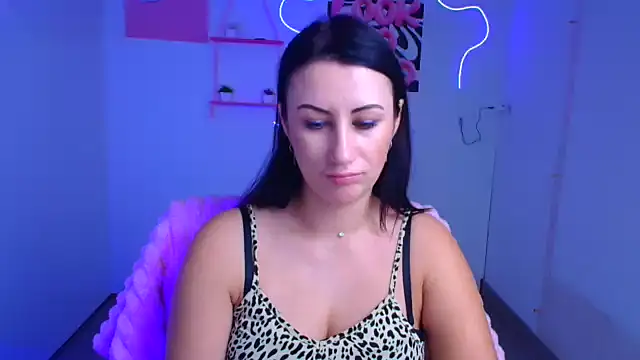 Loren Moa online show from 11-03-25, 12:50