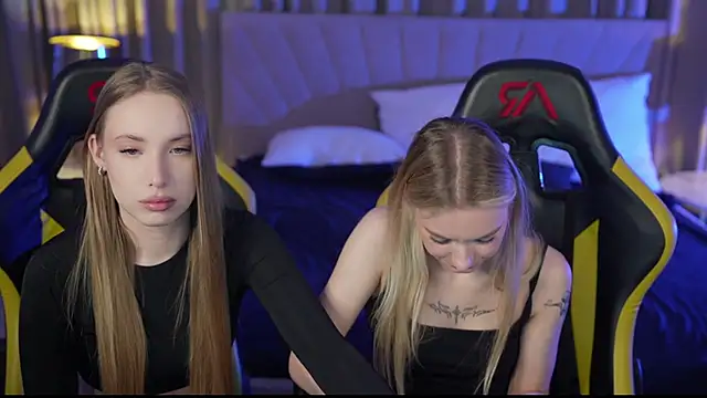 Linda054 online show from 02-20-25, 12:25