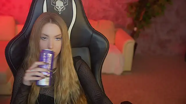 Linda054 online show from 09-19-25, 12:02