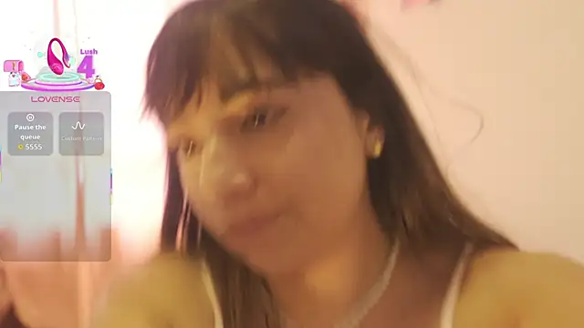 Snapshot of emitaa17228o chatting on 02-06-26, 10:24 emitaa17228o online show from 02-06-26, 10:24