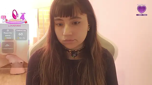 Snapshot of emitaa17228o chatting on 03-11-26, 07:42 emitaa17228o online show from 03-11-26, 07:42