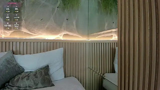 Lana Lann online show from 10-08-25, 01:09