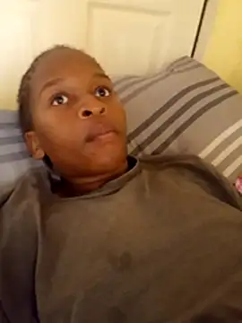 Snapshot of Nomawethu2002 chatting on 11-02-25, 06:38 Nomawethu2002 online show from 11-02-25, 06:38