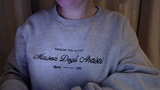 Snapshot of Sandysecret chatting on 10-23-25, 07:56 Sandysecret online show from 10-23-25, 07:56