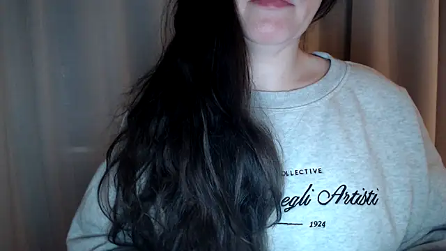 Snapshot of Sandysecret chatting on 11-11-25, 08:09 Sandysecret online show from 11-11-25, 08:09