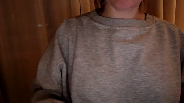 Snapshot of Sandysecret chatting on 11-16-25, 08:47 Sandysecret online show from 11-16-25, 08:47