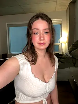 Snapshot of nerdynina chatting on 10-26-25, 08:26 nerdynina online show from 10-26-25, 08:26