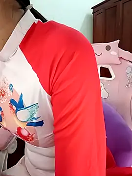    Erin    online show from 03-19-26, 02:26