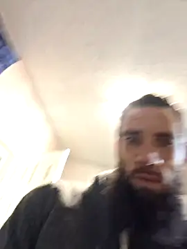 Snapshot of Robriguezxxx chatting on 01-16-25, 03:56 Robriguezxxx online show from 01-16-25, 03:56