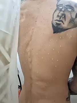 Snapshot of Robriguezxxx chatting on 01-23-25, 10:22 Robriguezxxx online show from 01-23-25, 10:22