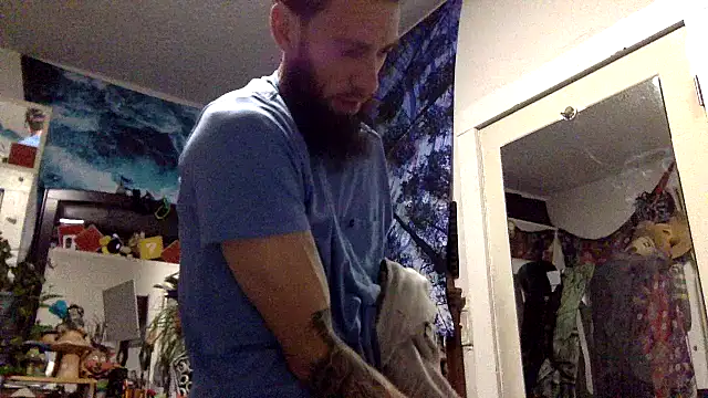 Snapshot of Robriguezxxx chatting on 02-08-25, 02:47 Robriguezxxx online show from 02-08-25, 02:47