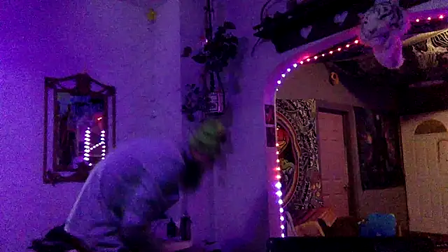 Snapshot of Robriguezxxx chatting on 02-17-25, 05:36 Robriguezxxx online show from 02-17-25, 05:36