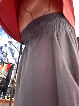 Snapshot of Robriguezxxx chatting on 02-20-25, 06:28 Robriguezxxx online show from 02-20-25, 06:28