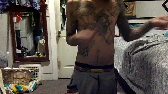 Snapshot of Robriguezxxx chatting on 03-14-25, 01:37 Robriguezxxx online show from 03-14-25, 01:37