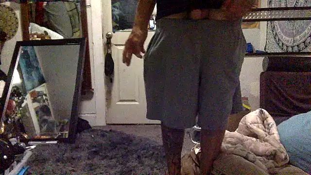 Snapshot of Robriguezxxx chatting on 10-13-25, 05:29 Robriguezxxx online show from 10-13-25, 05:29