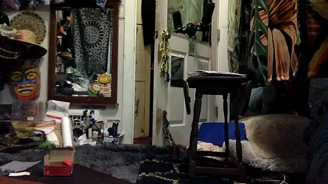 Snapshot of Robriguezxxx chatting on 12-18-25, 08:20 Robriguezxxx online show from 12-18-25, 08:20