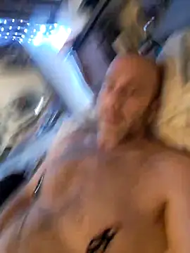 Snapshot of ditchwater chatting on 02-18-25, 02:59 ditchwater online show from 02-18-25, 02:59