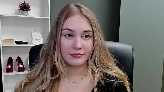 Snapshot of kitty_valeria chatting on 01-06-26, 02:32 kitty valeria online show from 01-06-26, 02:32