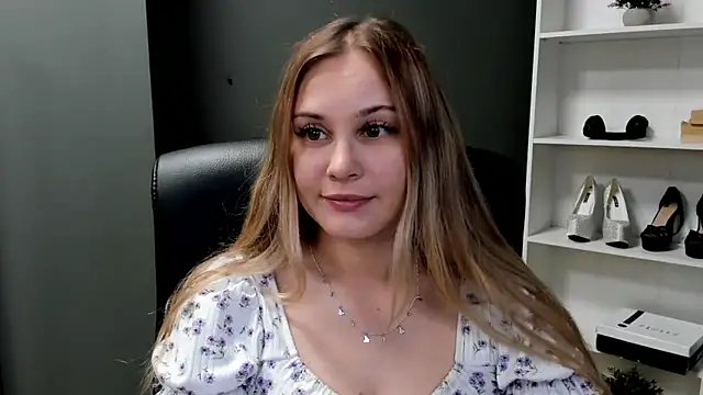 kitty valeria online show from 05-06-26, 08:47