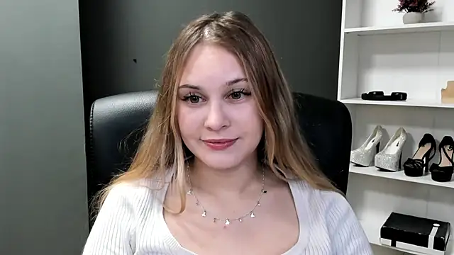 kitty valeria online show from 05-18-26, 08:47