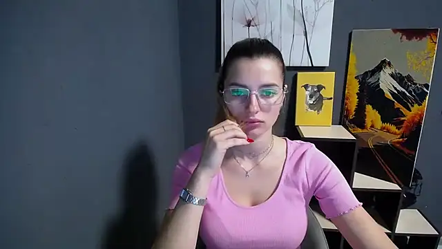 lady olivia  online show from 06-12-26, 01:21