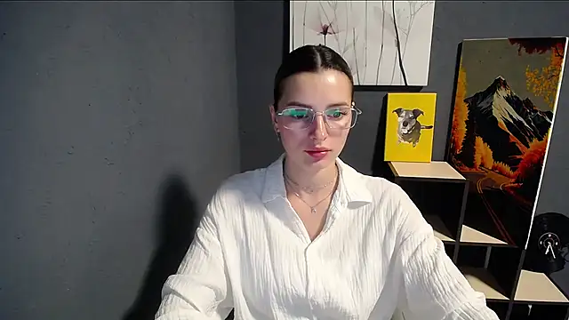 lady olivia  online show from 07-24-26, 01:53