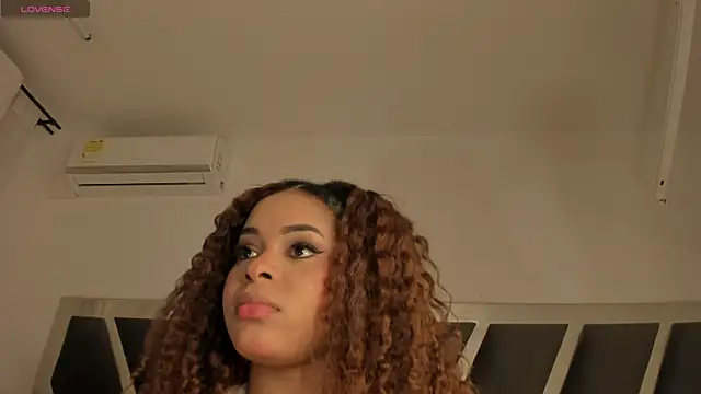 Samanntha Rose online show from 12-05-25, 07:21