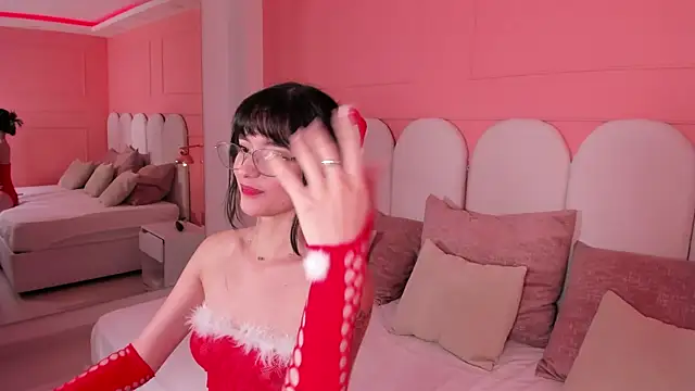 emilly williams  online show from 12-23-24, 08:14