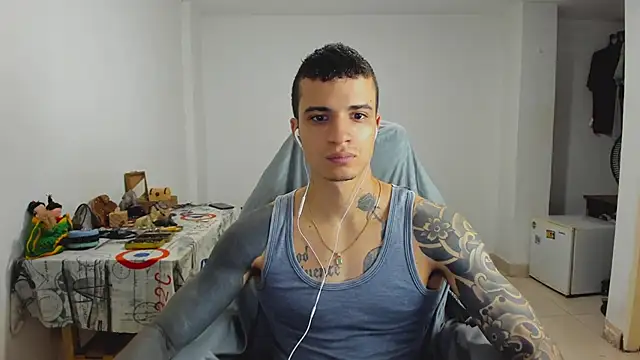 Snapshot of Balo_lovers chatting on 01-30-25, 02:15 Balo lovers online show from 01-30-25, 02:15